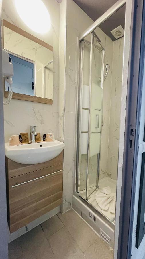 Hotel Louvain Parigi